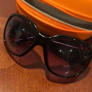 Sunglasses/case